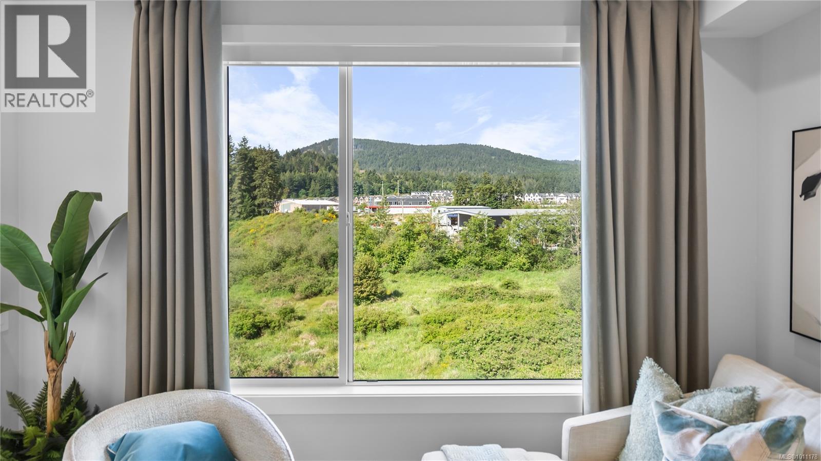 1371 Goldstream Avenue #516 Property Photo 7