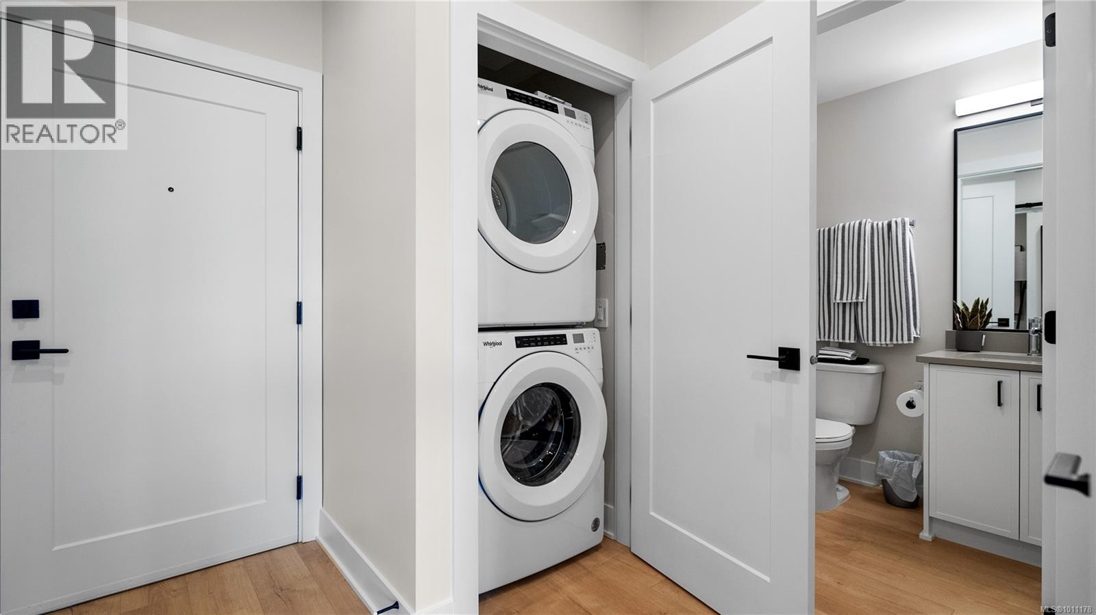 1371 Goldstream Avenue #516 Property Photo 29