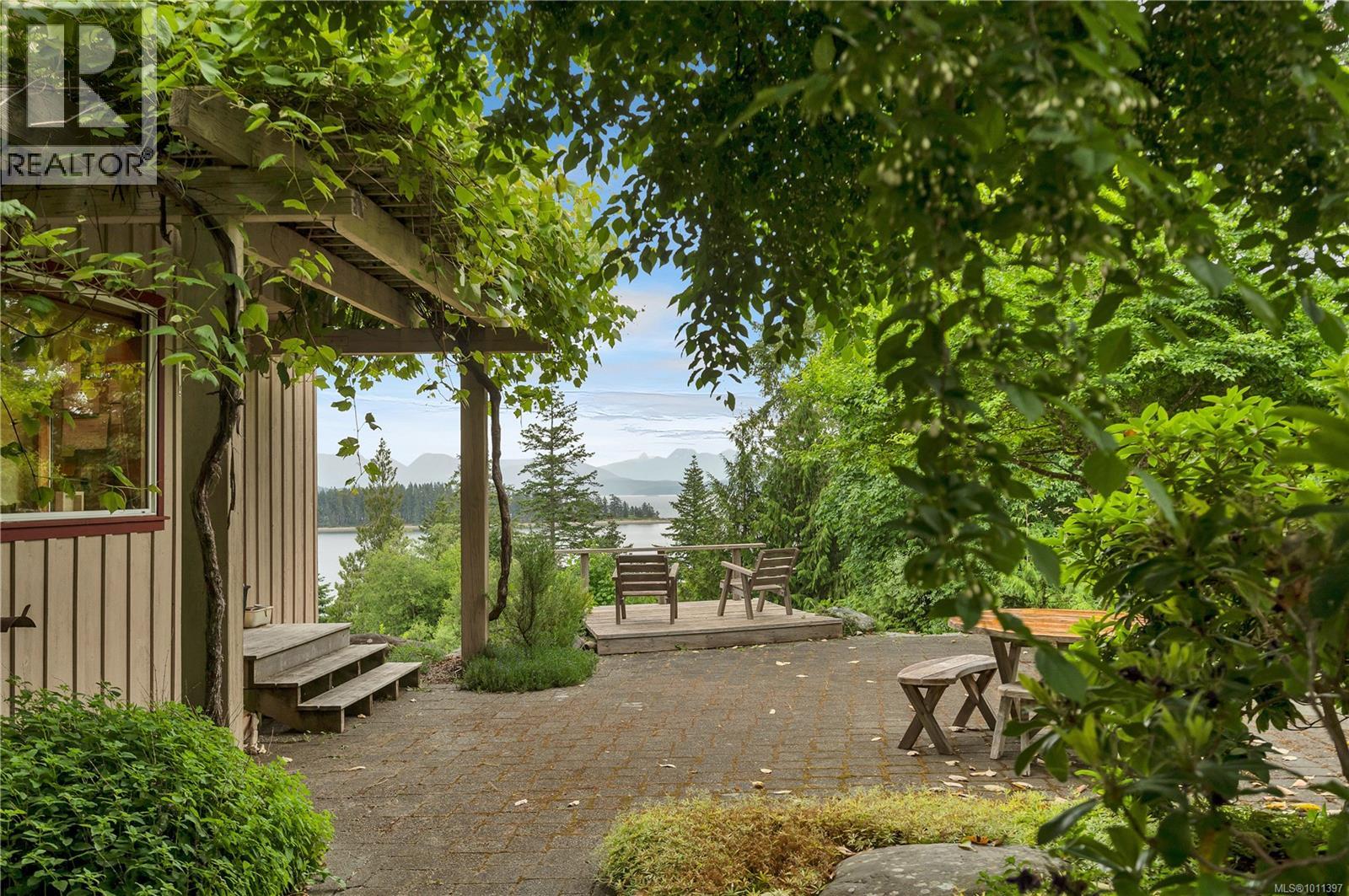 1418 Schooner Road Property Photo 3