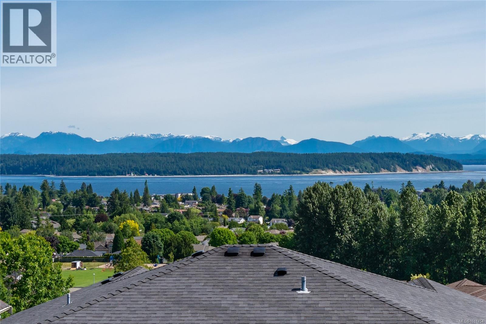 672 Pacific Heights Lane Property Photo 3