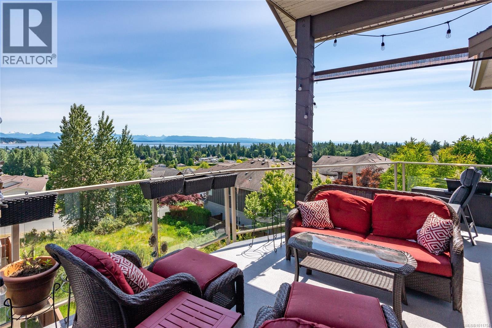 672 Pacific Heights Lane Property Photo 4