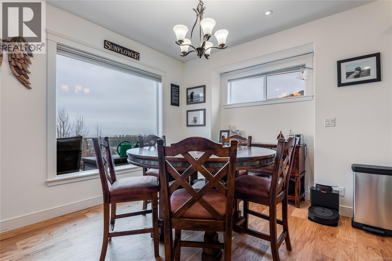 672 Pacific Heights Lane Property Photo 15