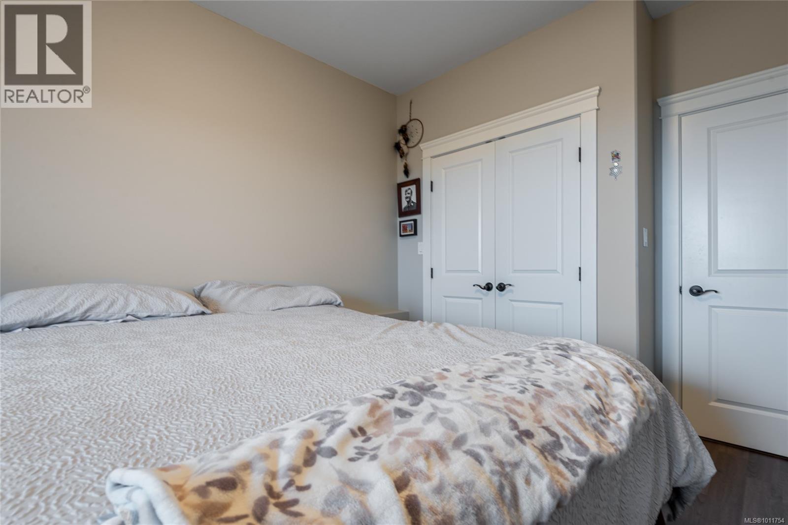 672 Pacific Heights Lane Property Photo 37