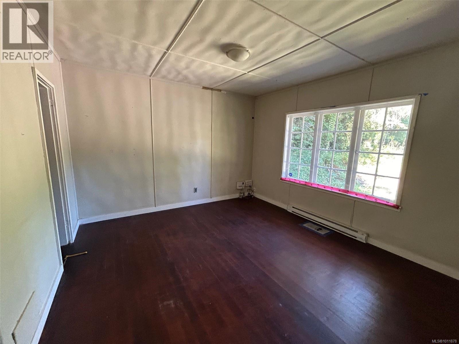 5237 Koksilah Rd Property Photo 6