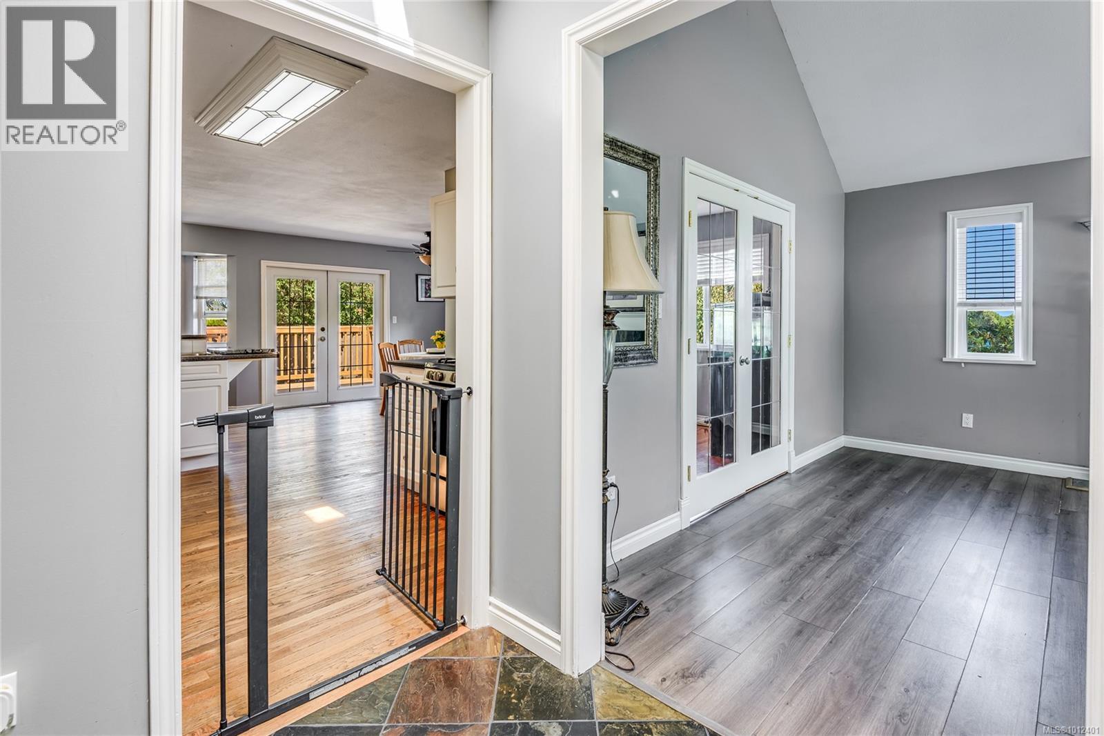 2702 Eden Street Property Photo 4