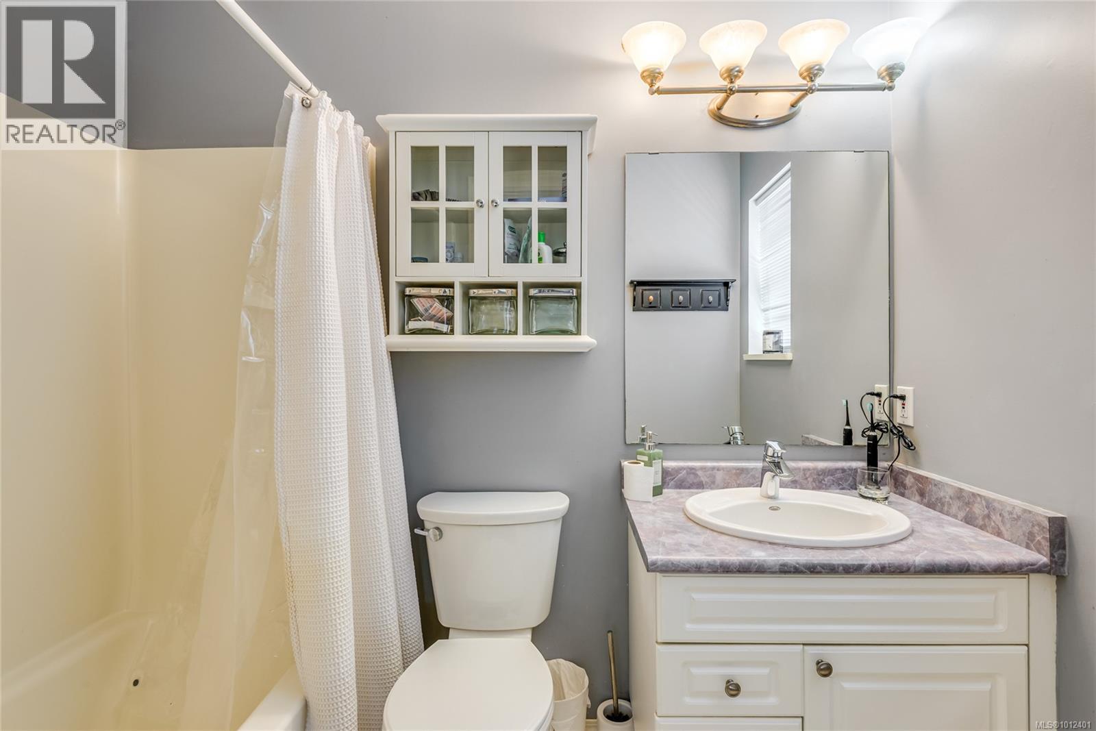 2702 Eden Street Property Photo 20