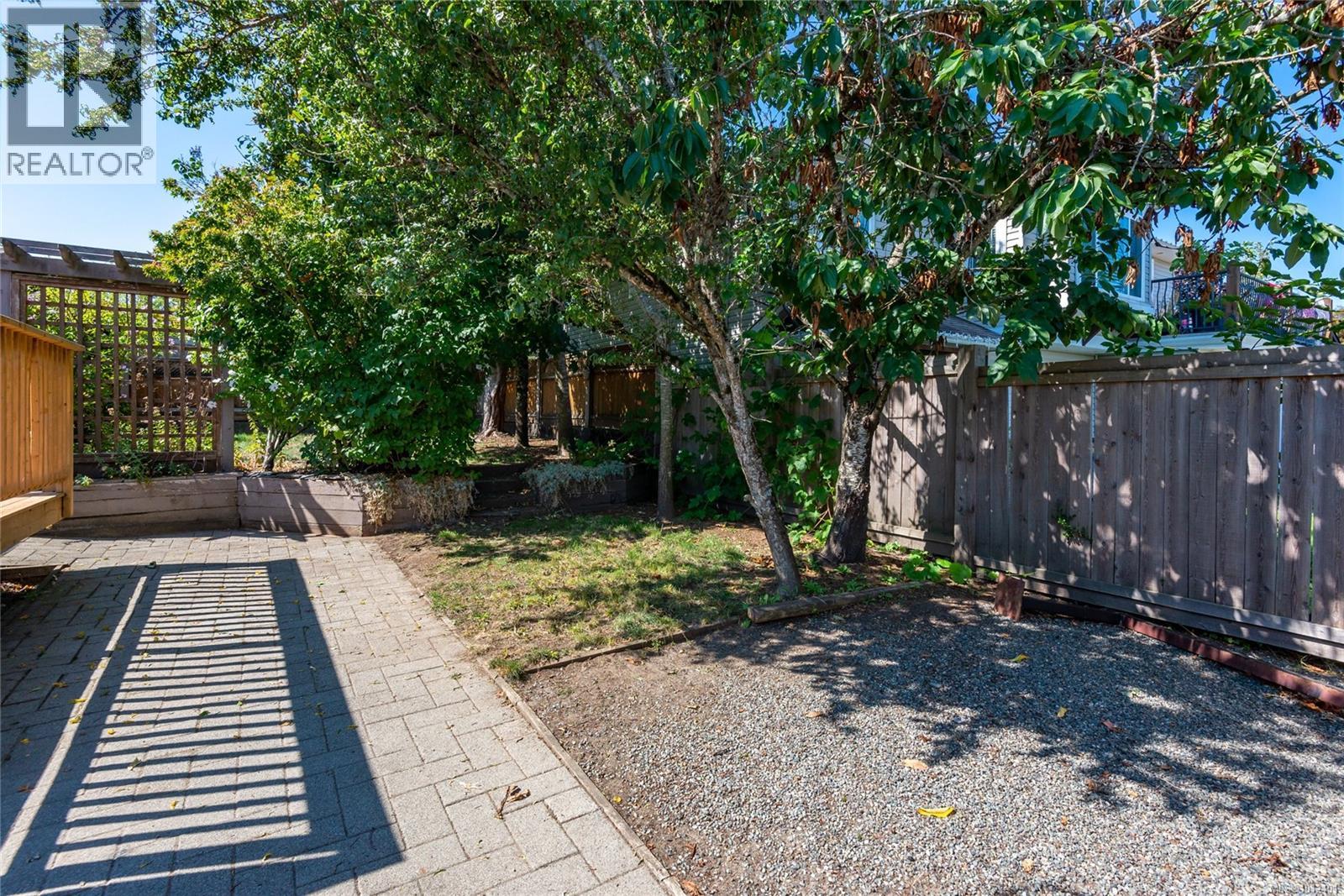 2702 Eden Street Property Photo 36