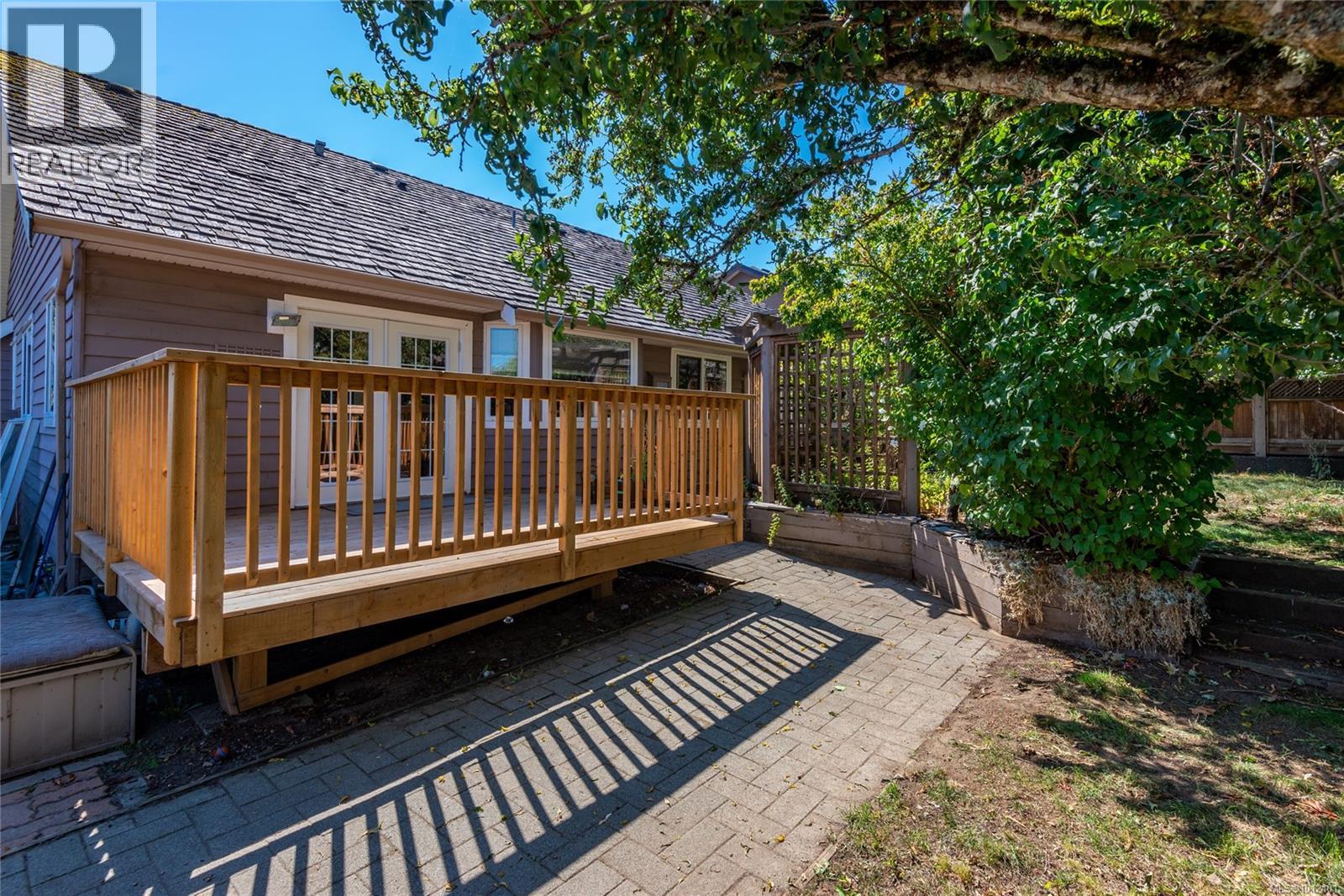 2702 Eden Street Property Photo 37