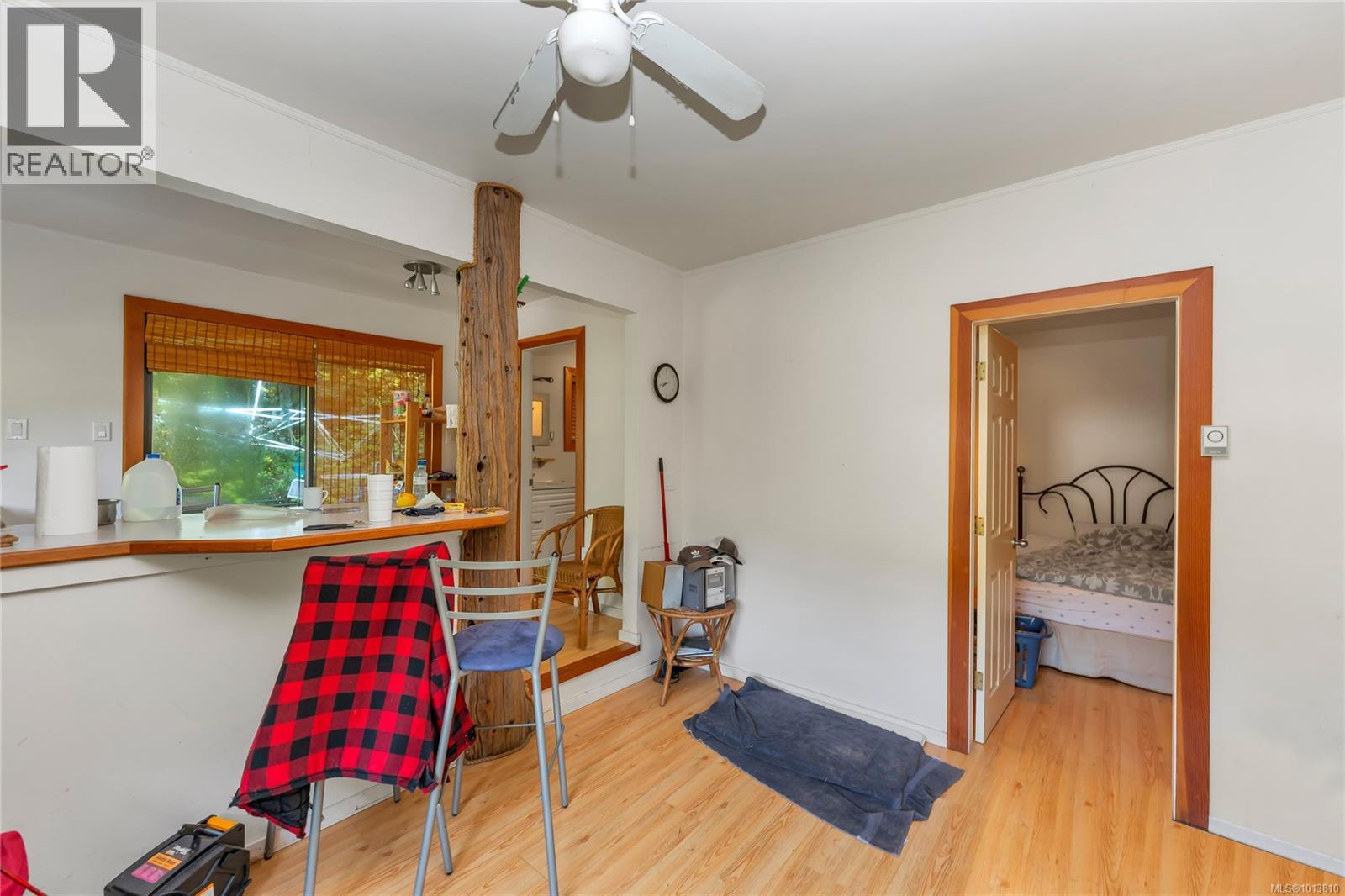 6649 Godman Rd Property Photo 12