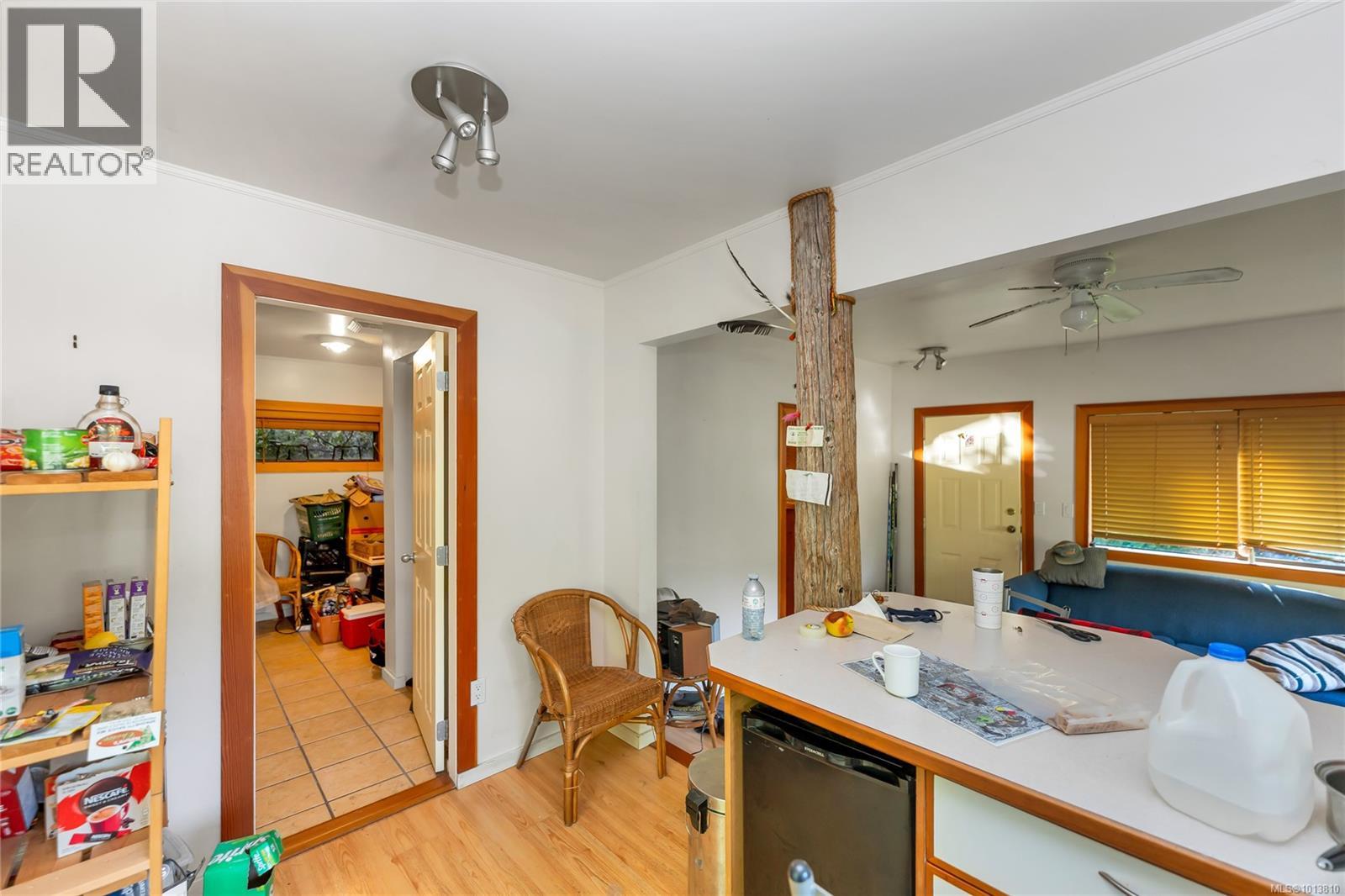 6649 Godman Rd Property Photo 14
