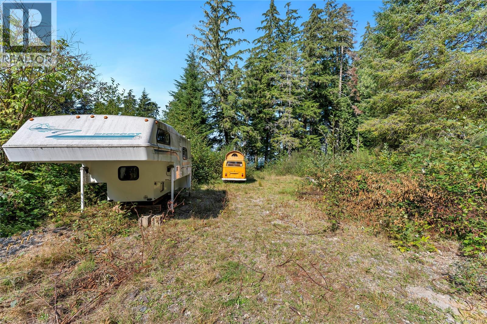 6649 Godman Rd Property Photo 20