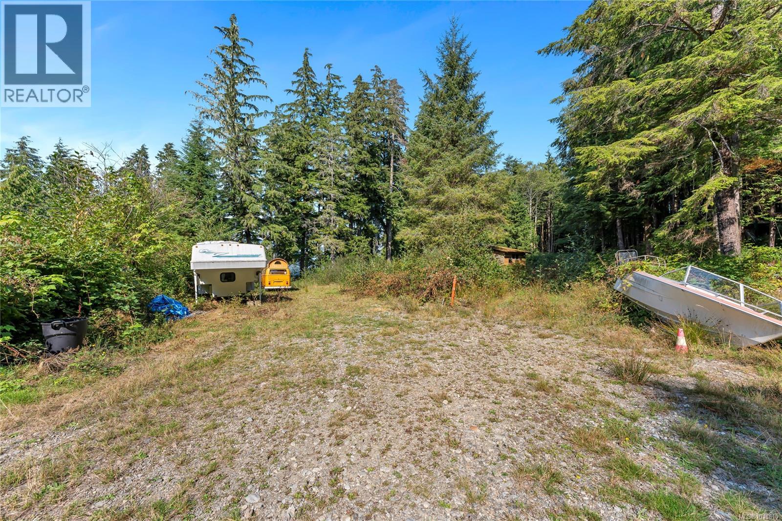 6649 Godman Rd Property Photo 28