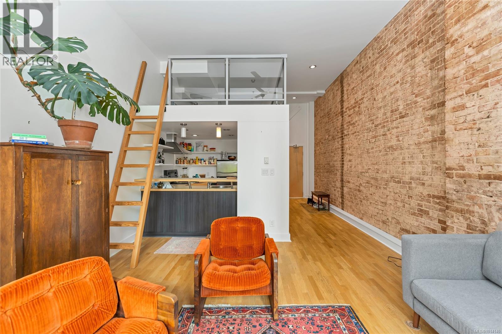 562 Yates Street #203 Property Photo 4