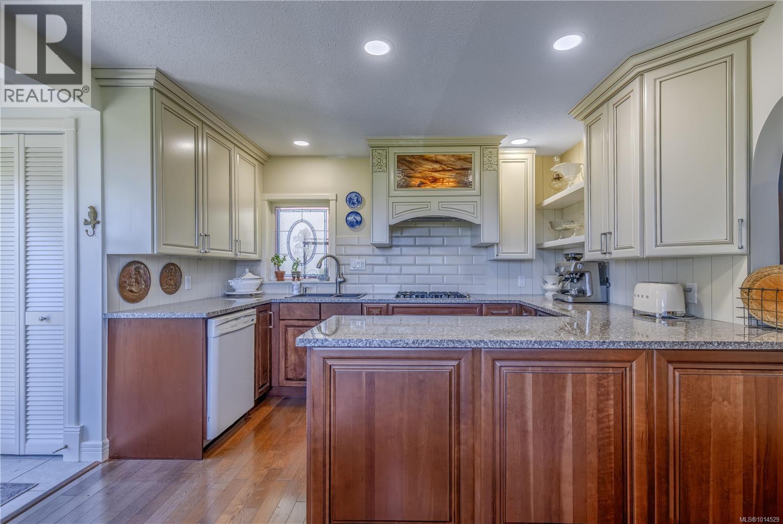 377 Milton Street Property Photo 20