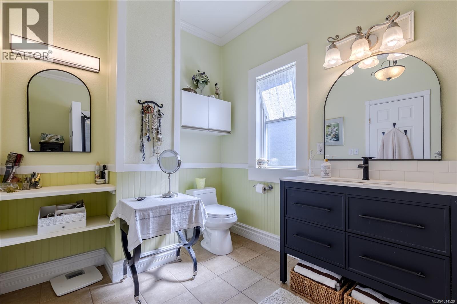 377 Milton Street Property Photo 28