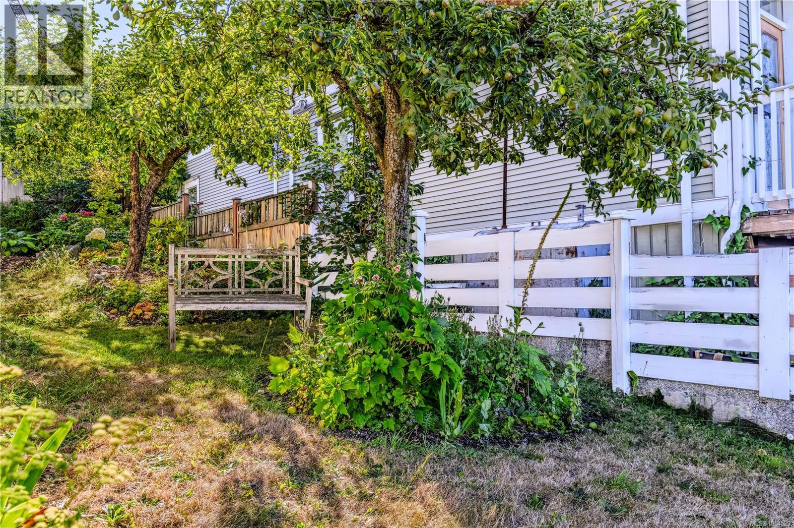 377 Milton Street Property Photo 58