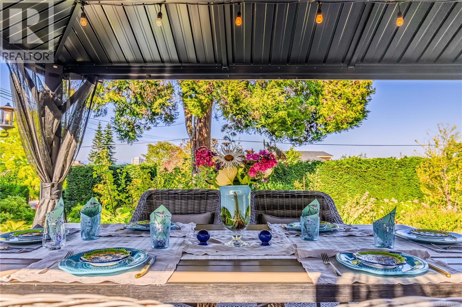 377 Milton Street Property Photo 73