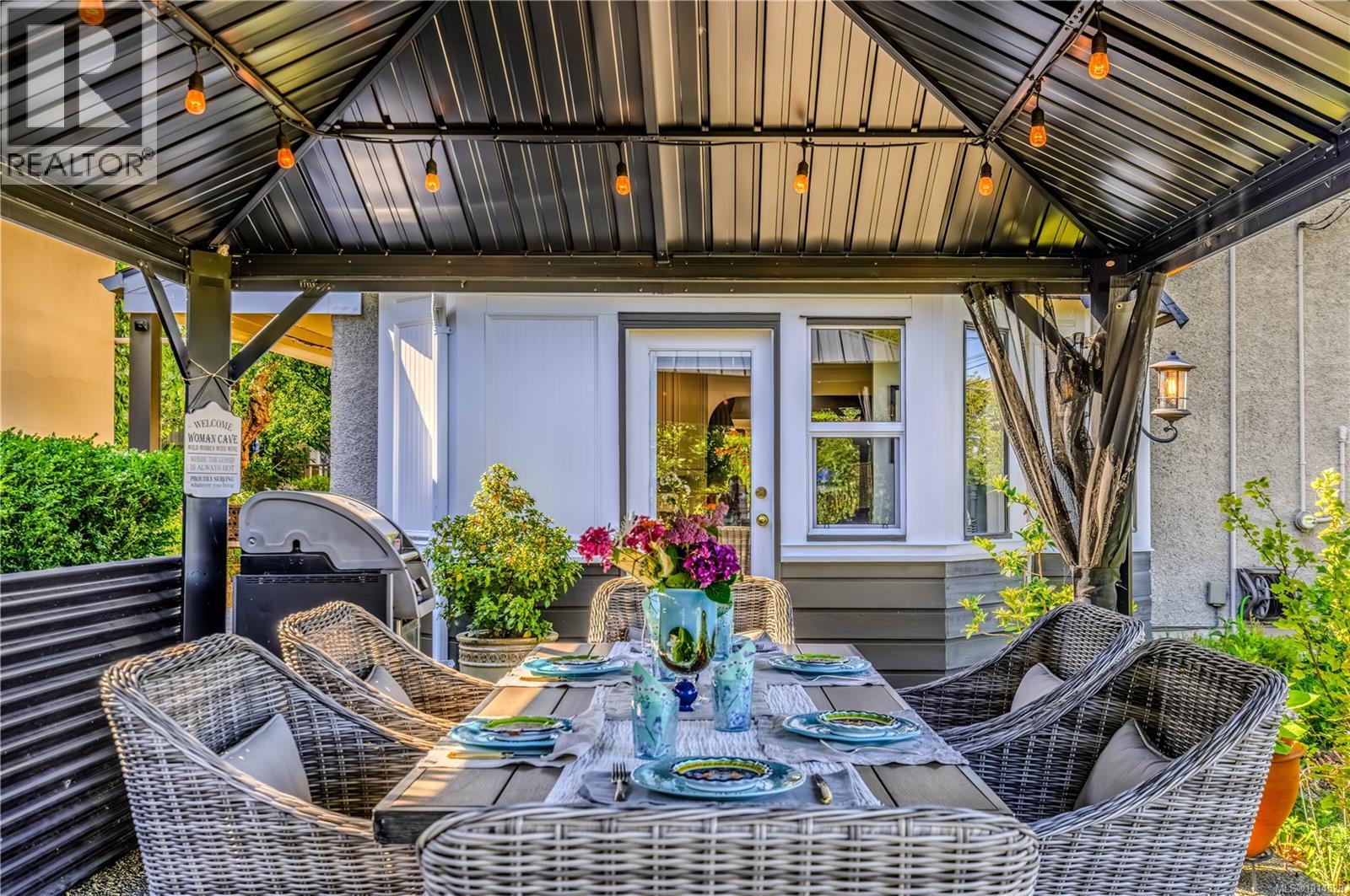 377 Milton Street Property Photo 74