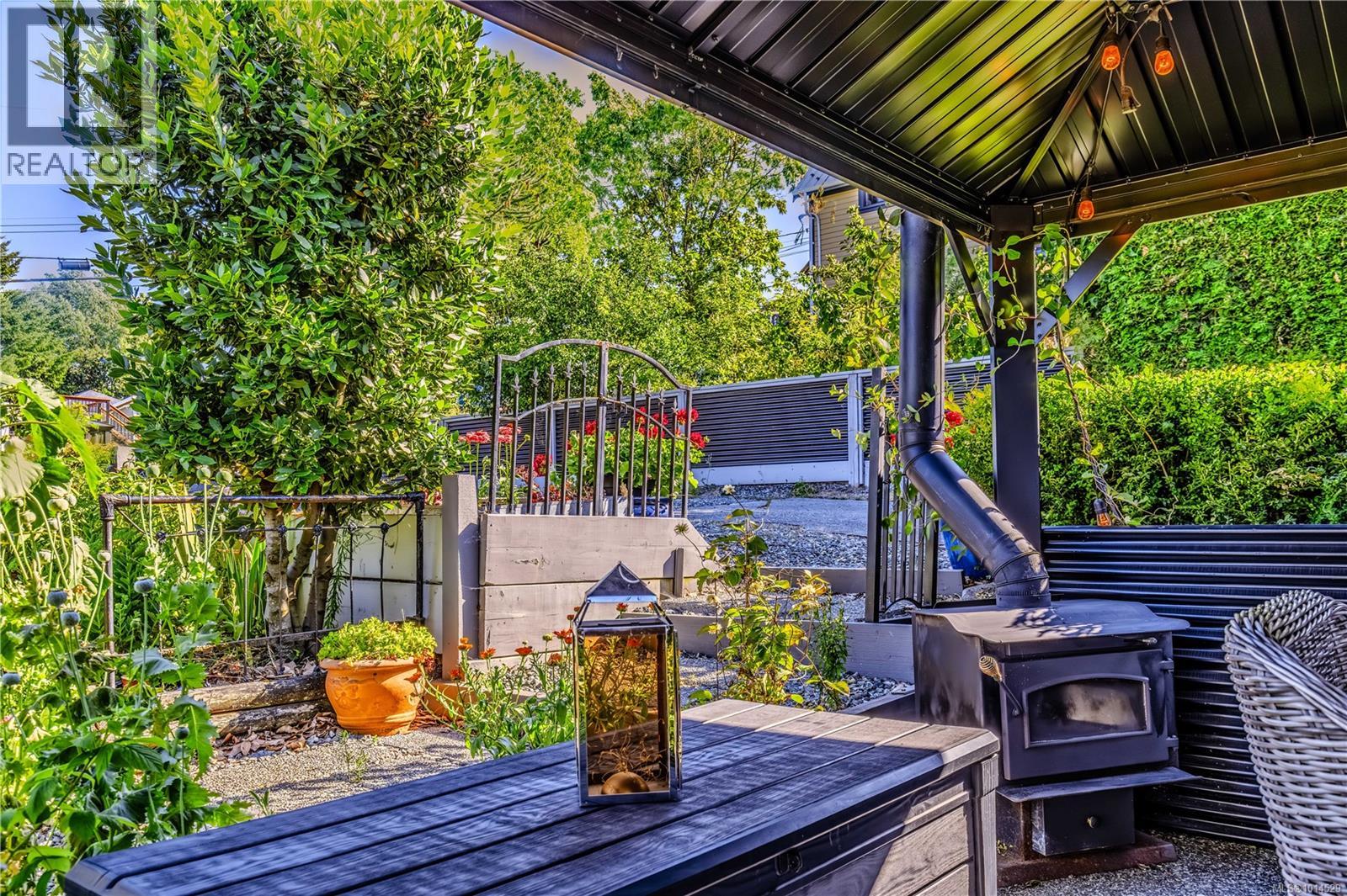 377 Milton Street Property Photo 79