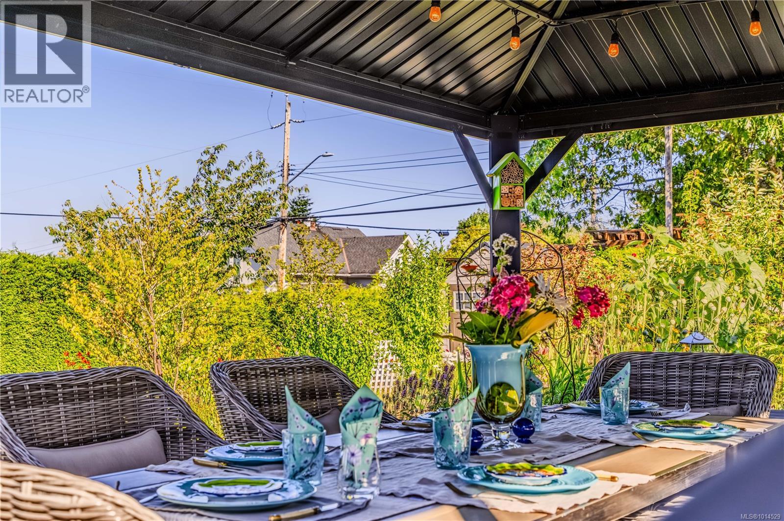 377 Milton Street Property Photo 86