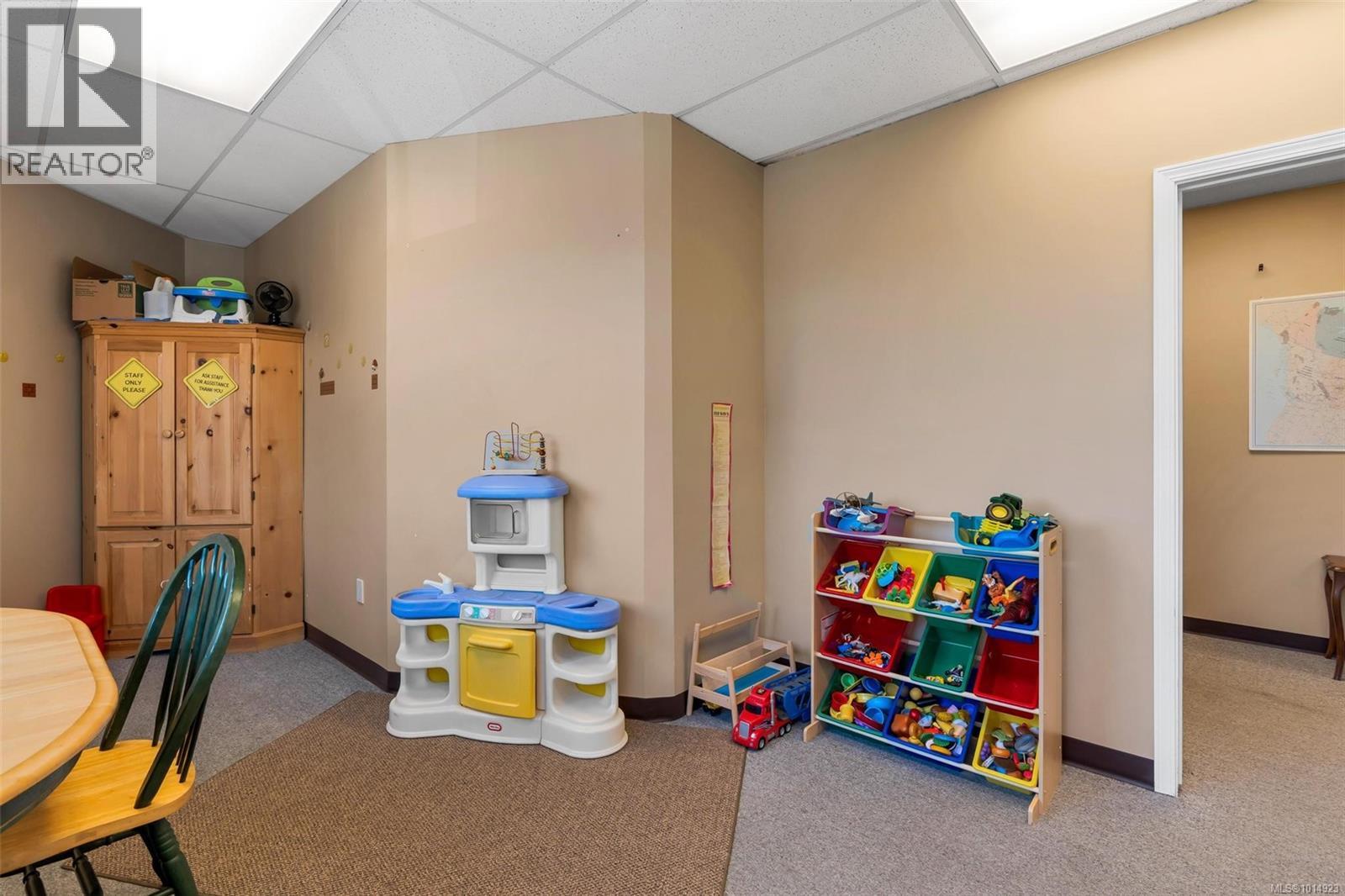 171 Craig St Property Photo 15