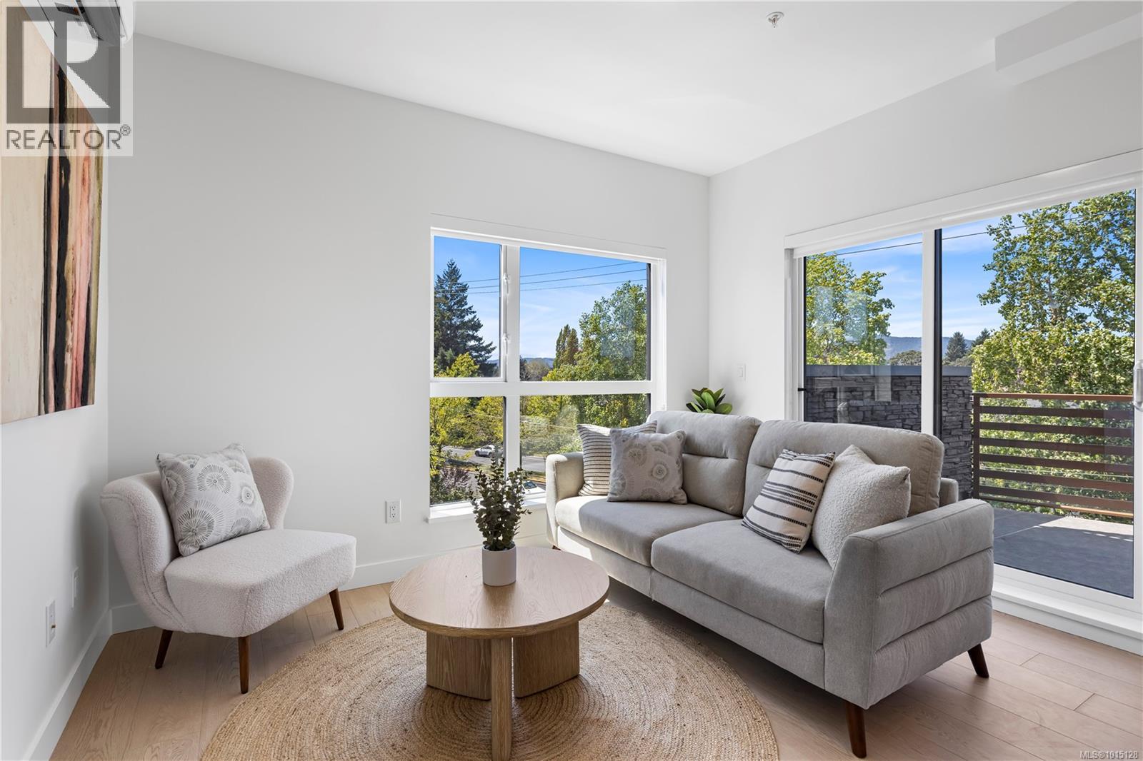 2629 Millstream Road #501 Property Photo 6