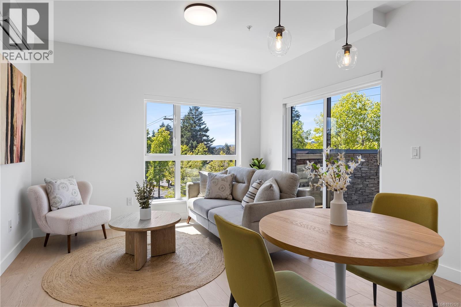 2629 Millstream Road #501 Property Photo 7