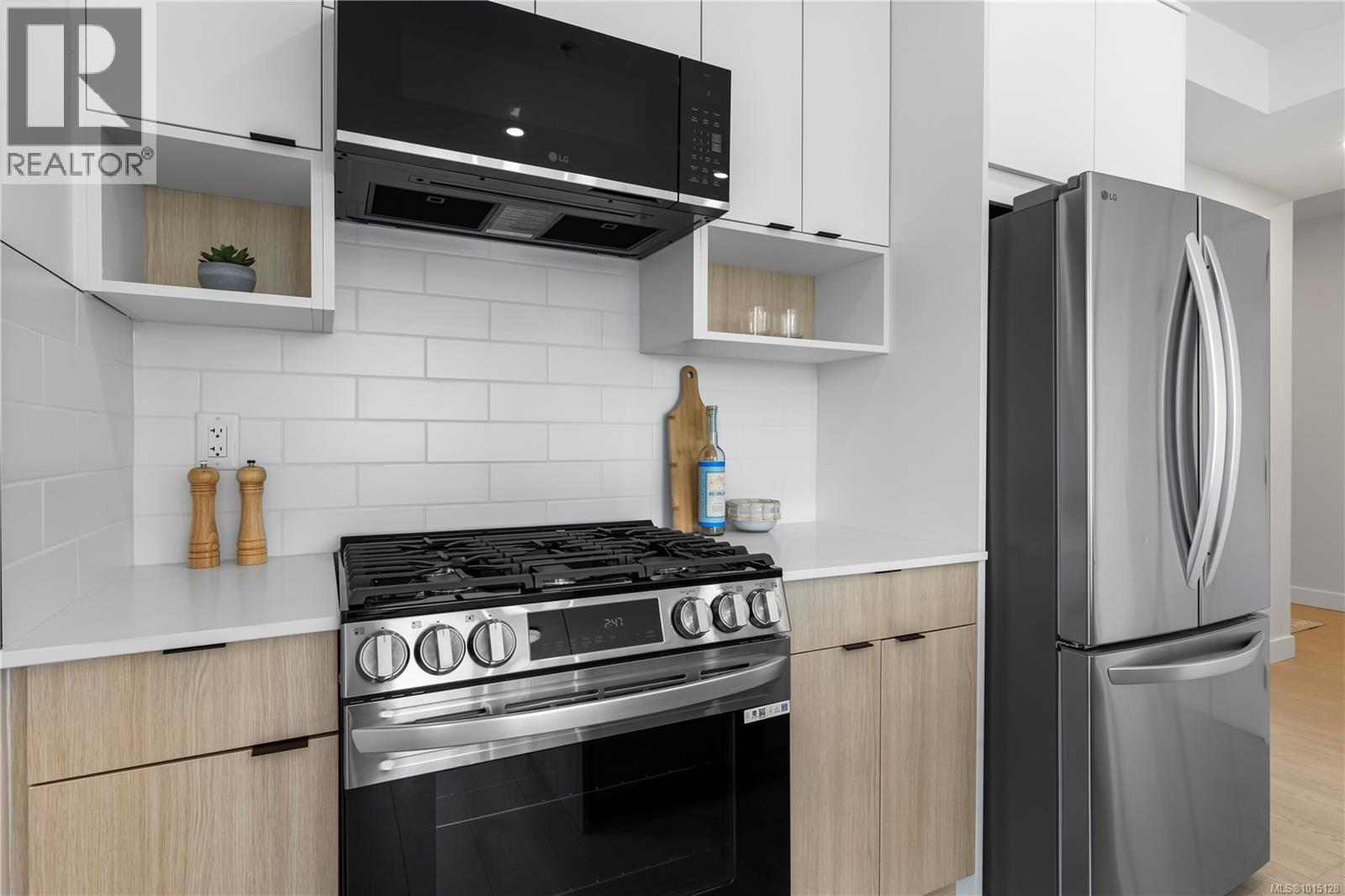 2629 Millstream Road #501 Property Photo 10