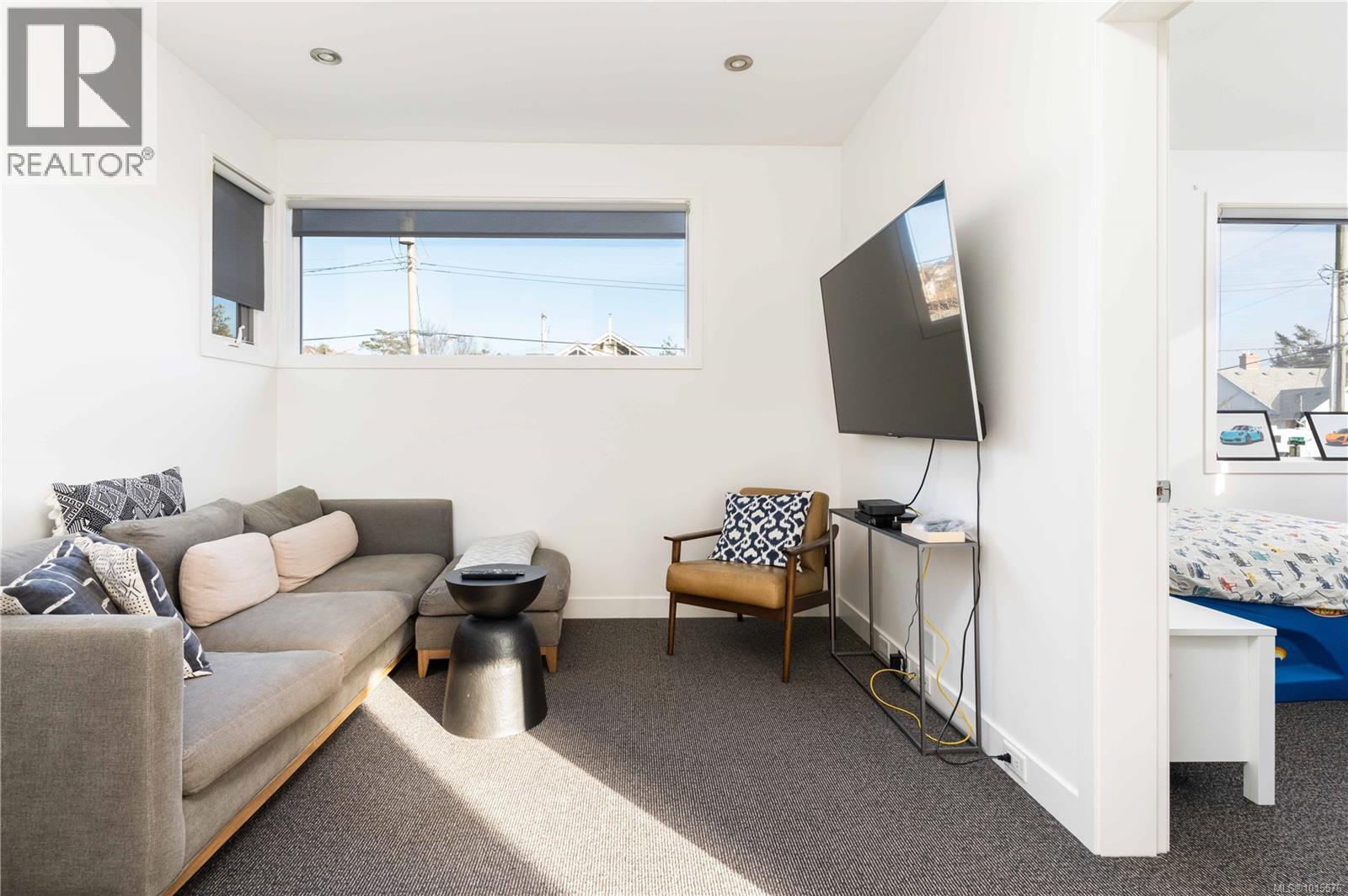 2086 Marne St Property Photo 12