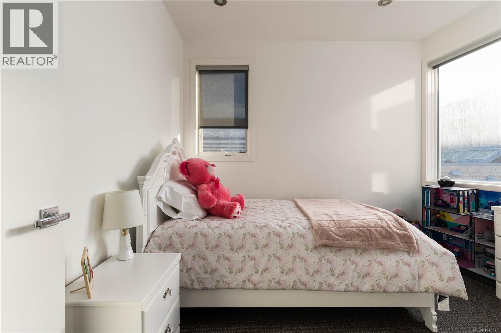 2086 Marne St Property Photo 13