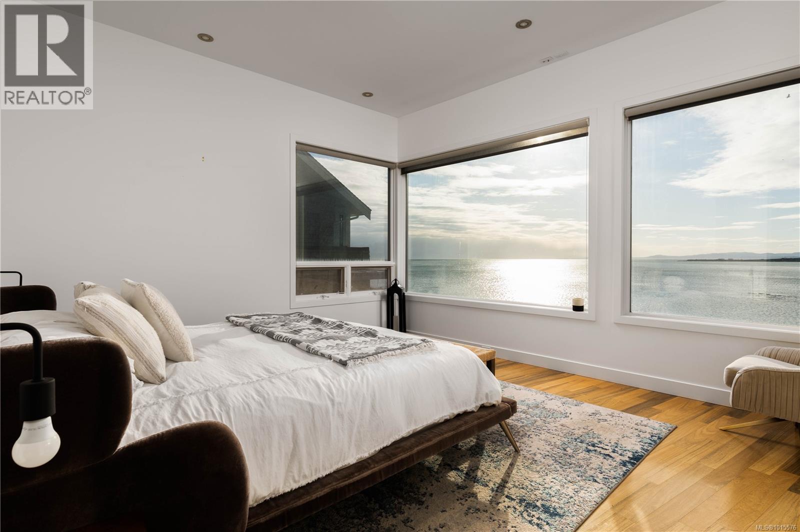 2086 Marne St Property Photo 15