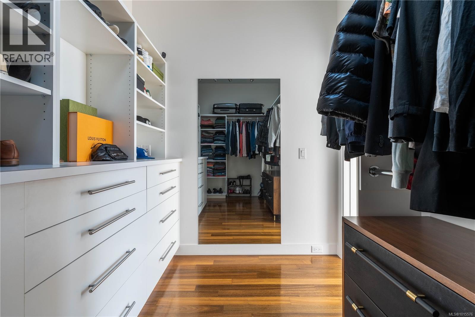 2086 Marne St Property Photo 17