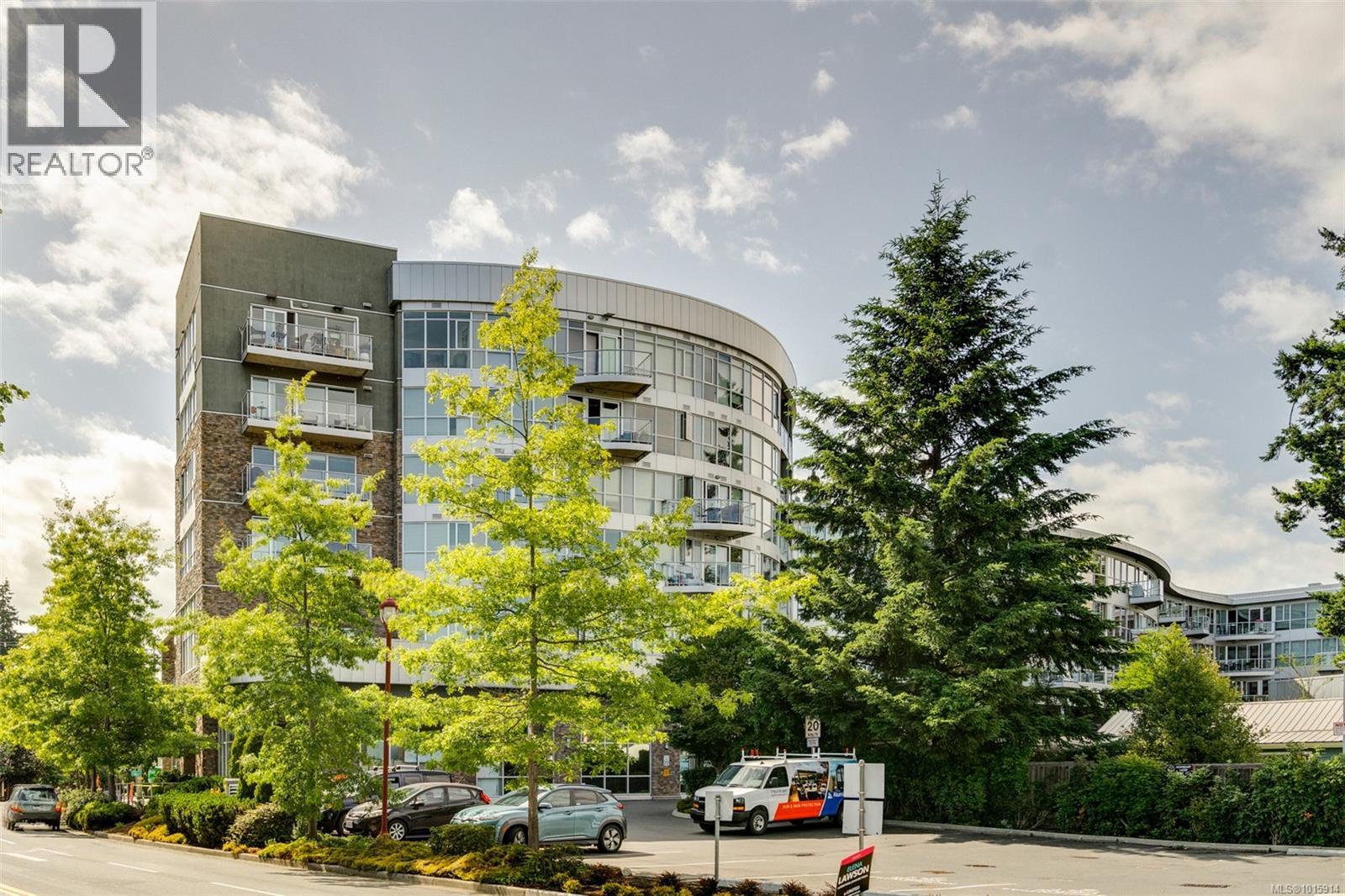 2745 Veterans Memorial Parkway #418 Property Photo 1