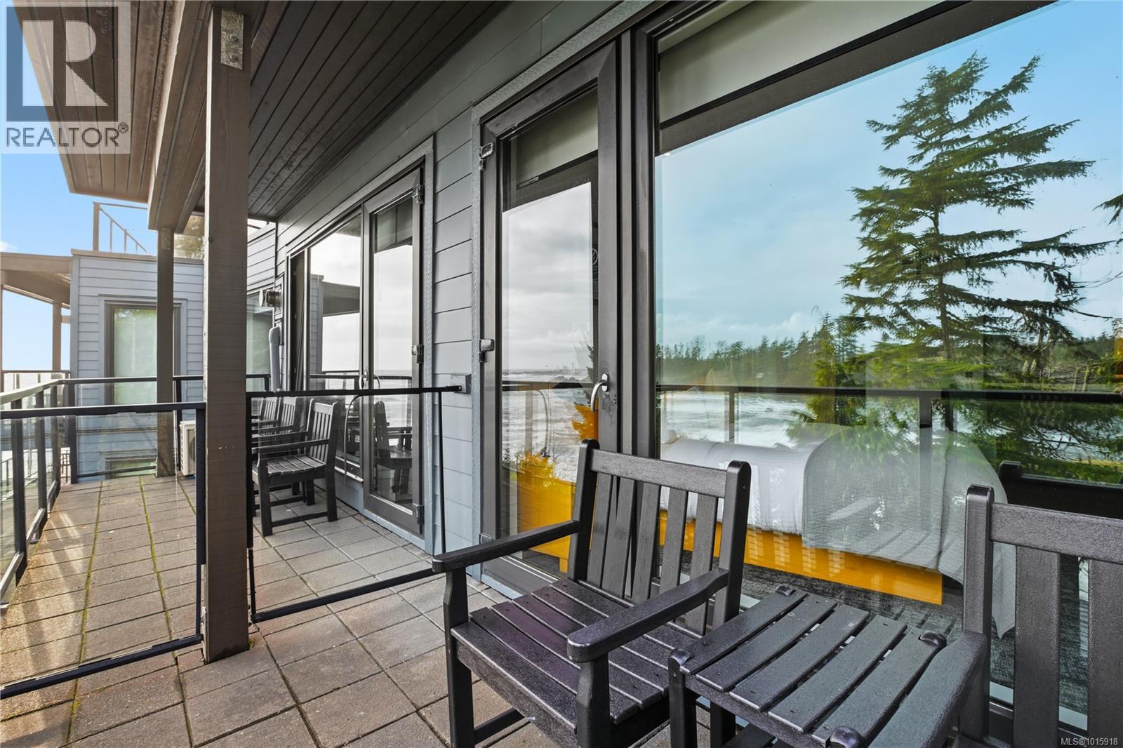 306 596 Marine Dr Property Photo 10