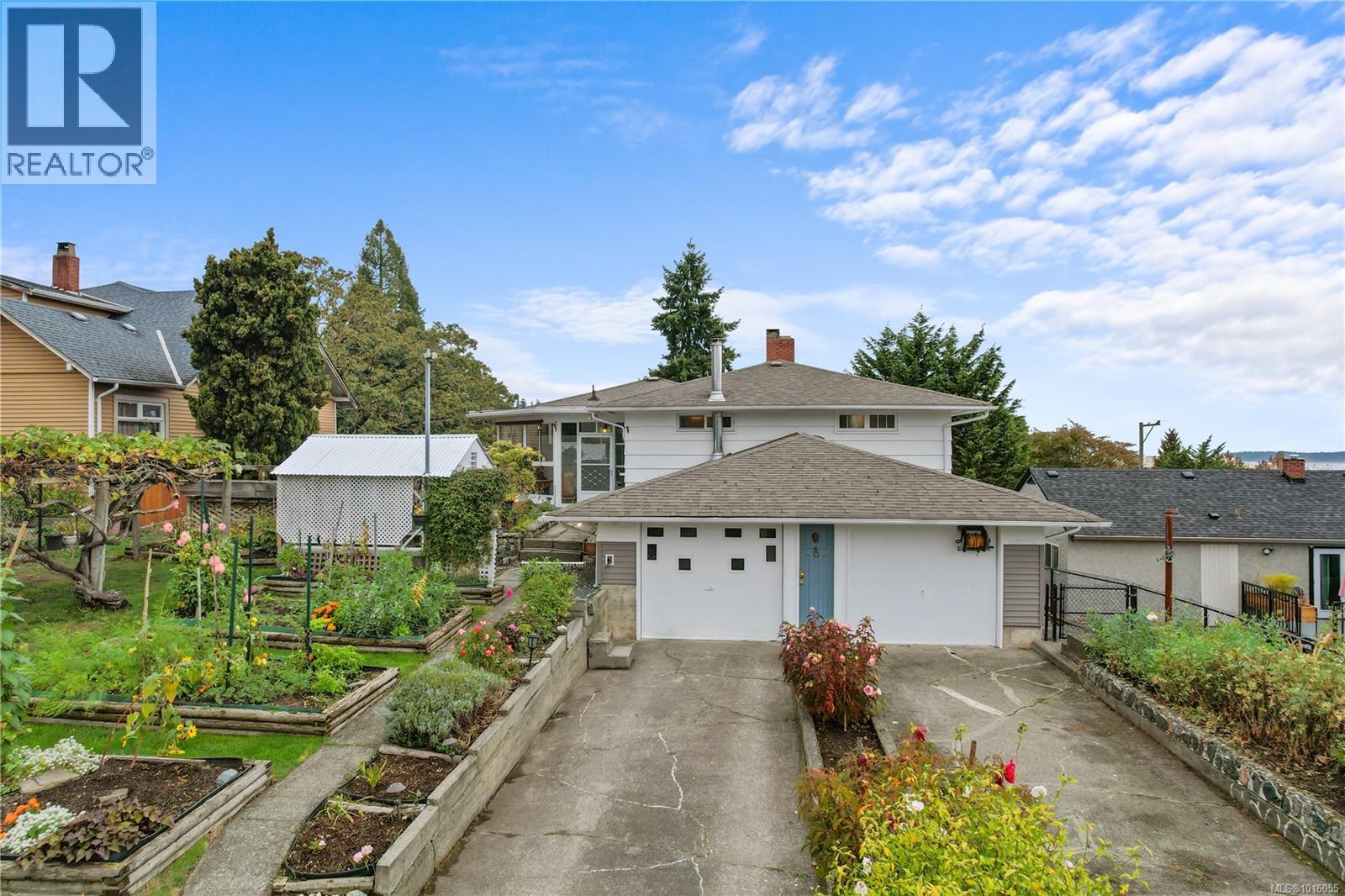 609 Milton St Property Photo 1