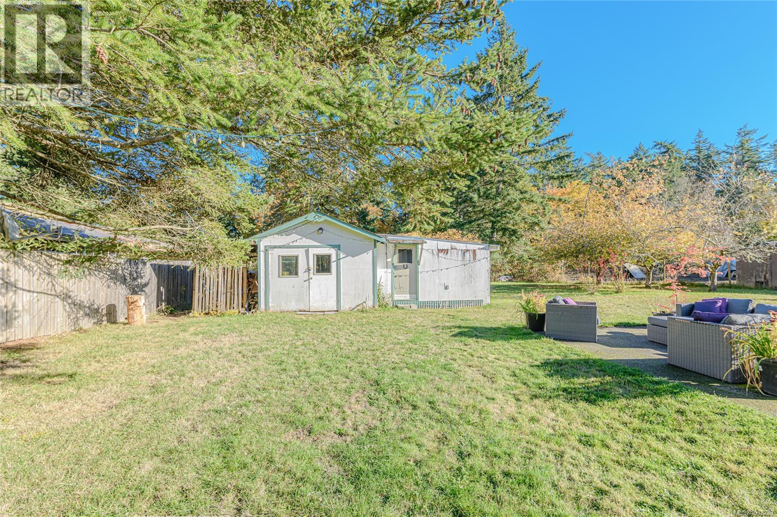 273 Maliview Dr Property Photo 42
