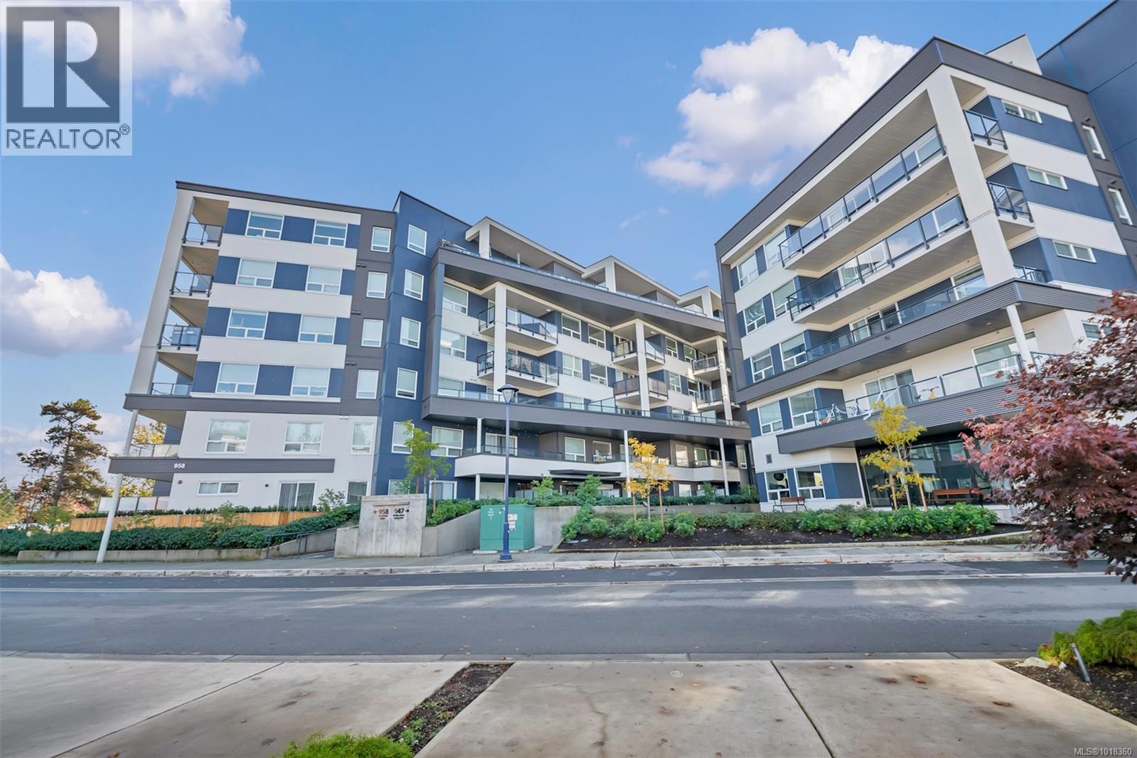 958 Pharoah Mews #408 Property Photo 1