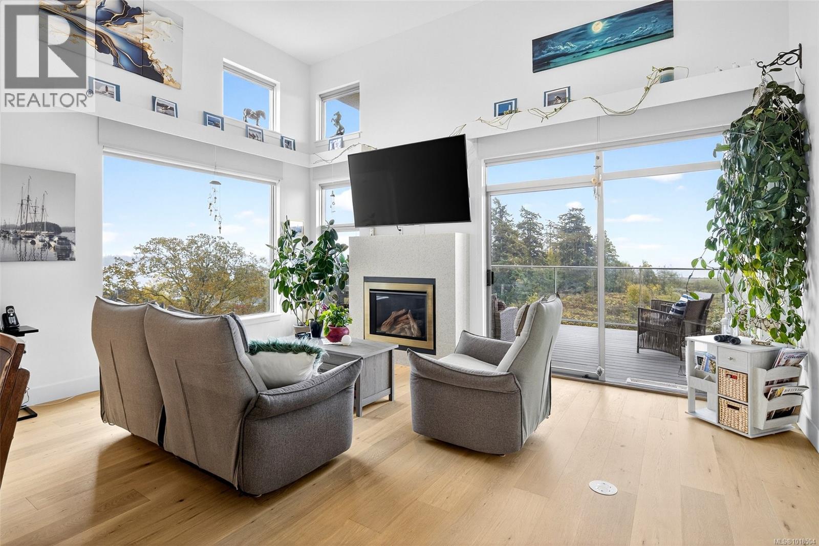 3223 Selleck Way #403 Property Photo 16