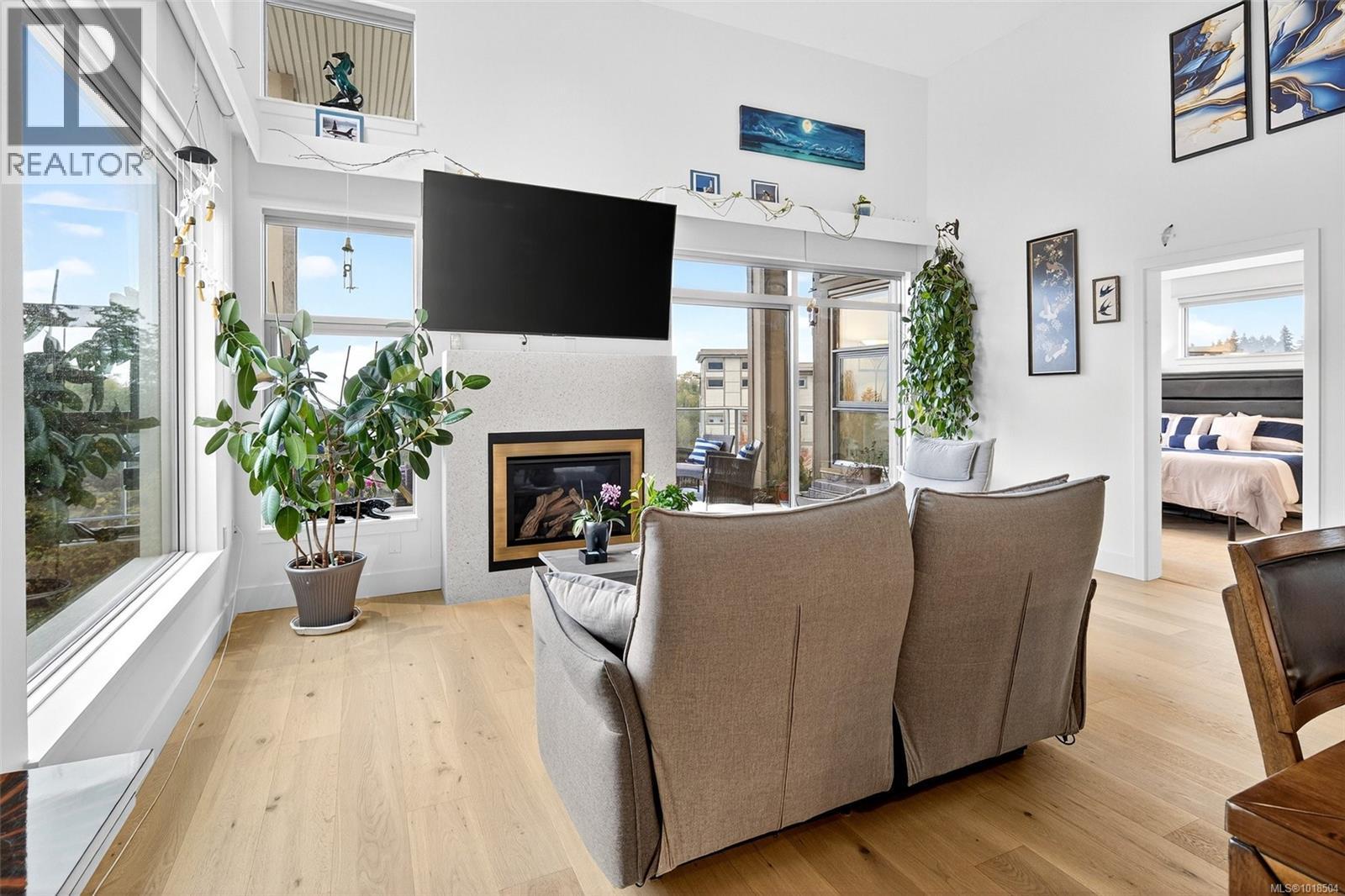 3223 Selleck Way #403 Property Photo 17