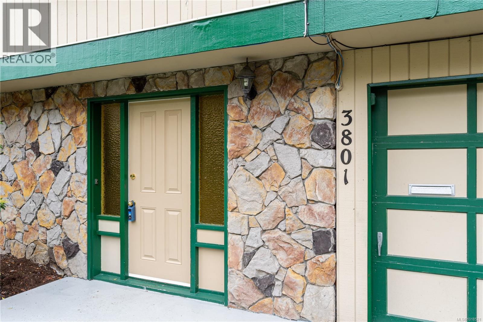 3801 Morris Place Property Photo 2