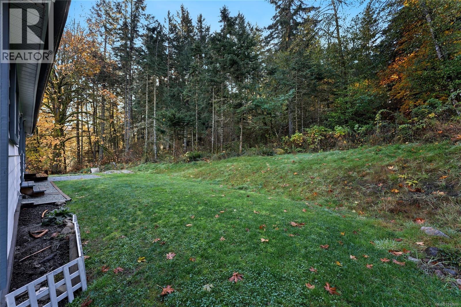 241 Aust Way Property Photo 6