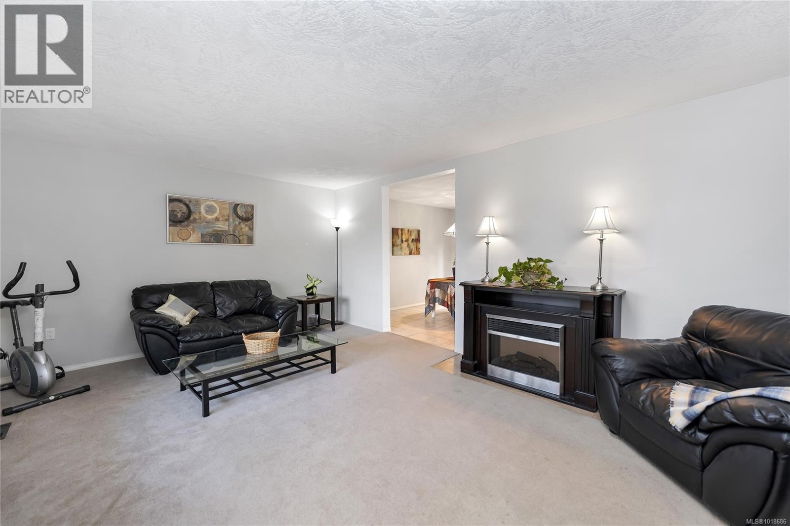 241 Aust Way Property Photo 9