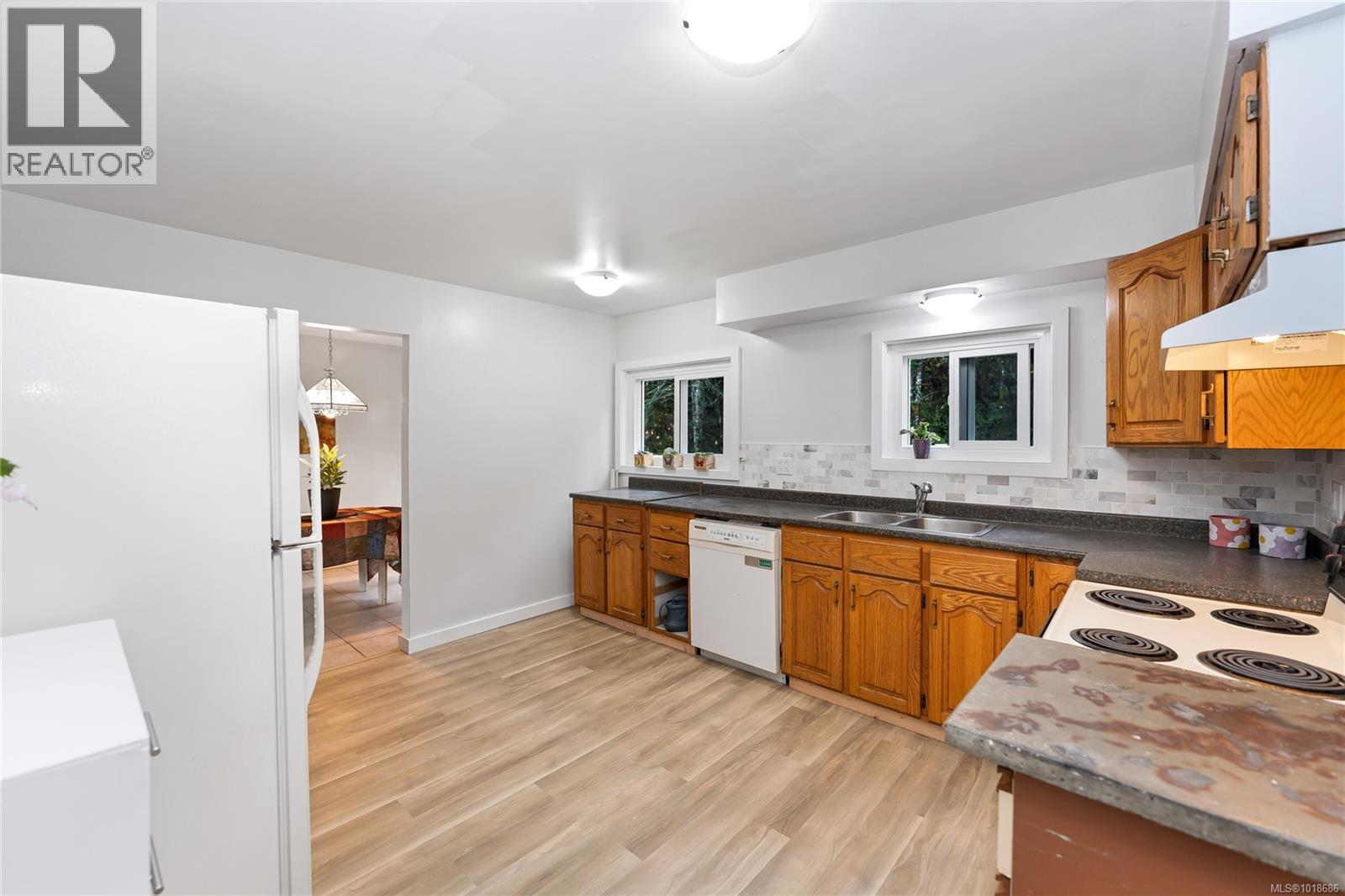 241 Aust Way Property Photo 17