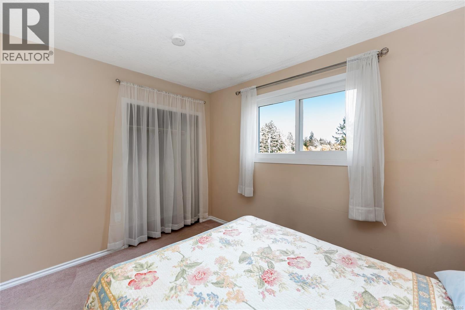 241 Aust Way Property Photo 21