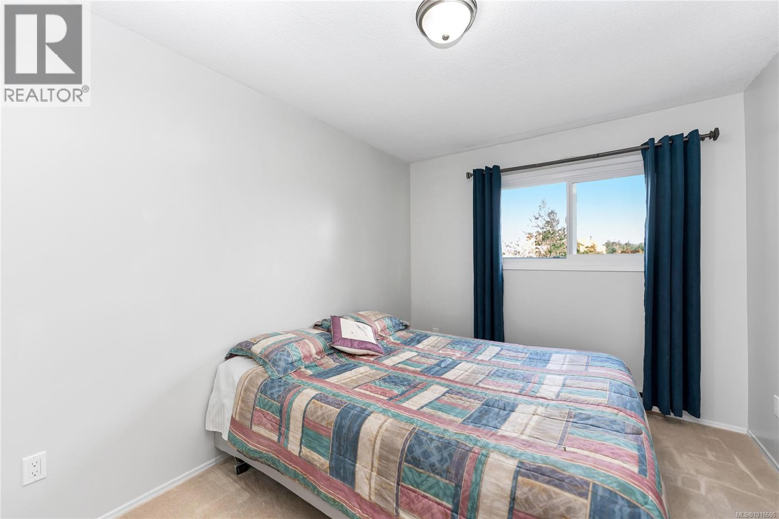 241 Aust Way Property Photo 24
