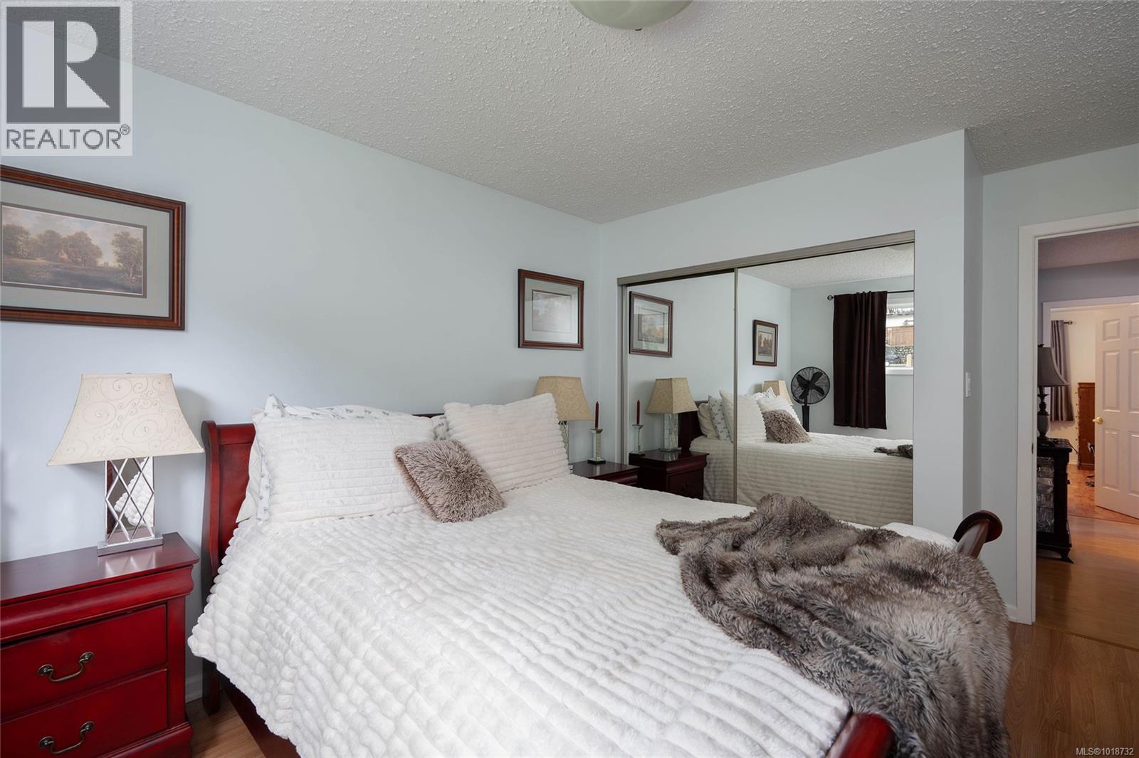 10654 Youbou Rd Property Photo 12