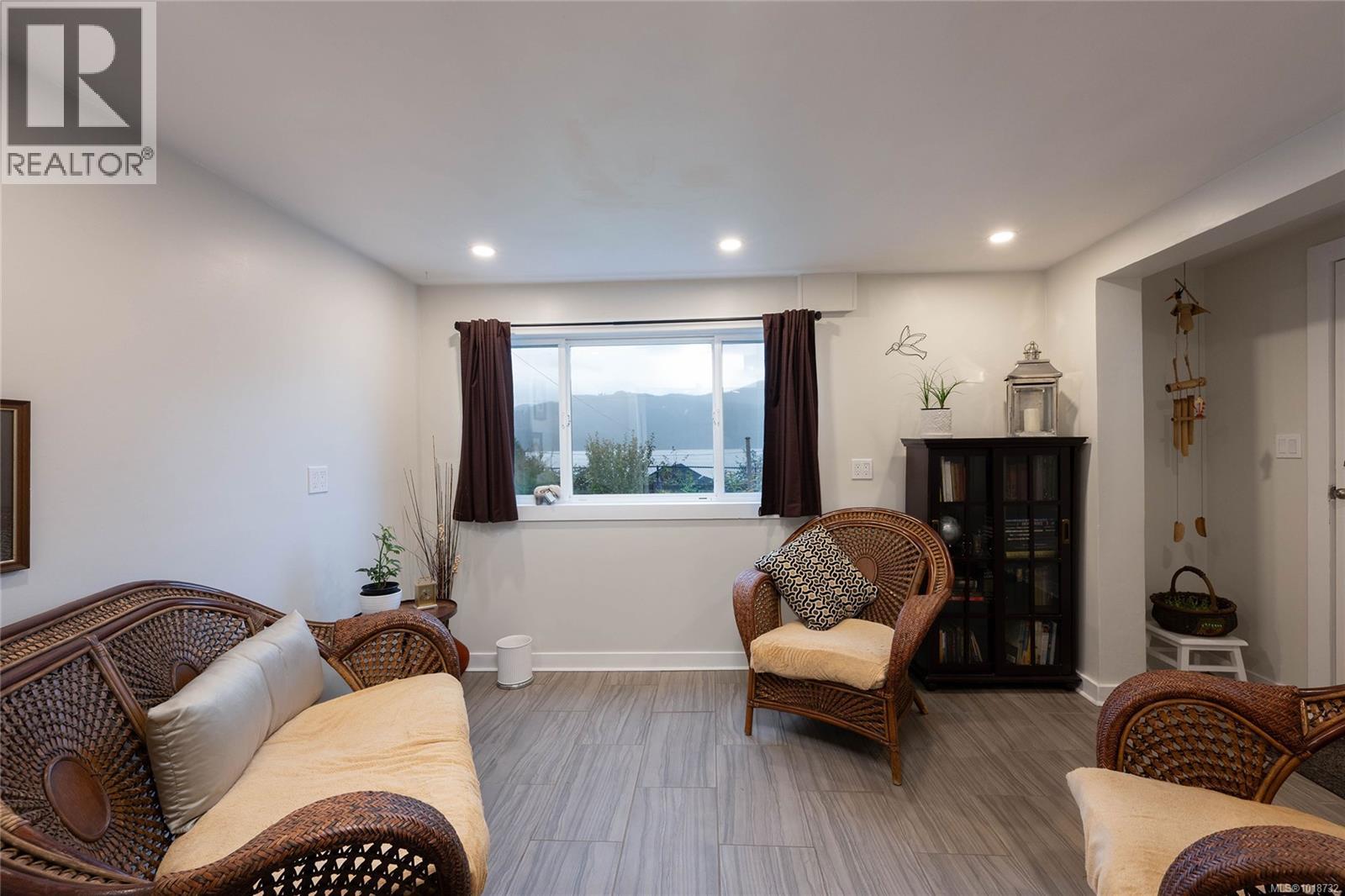 10654 Youbou Rd Property Photo 18
