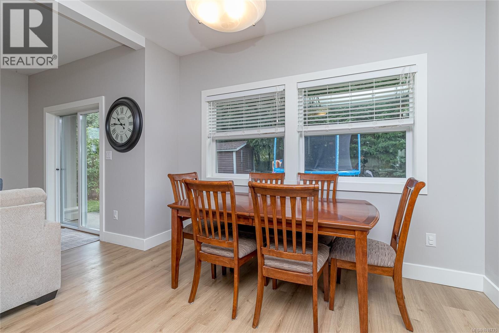 1043 Skylar Circle Property Photo 11