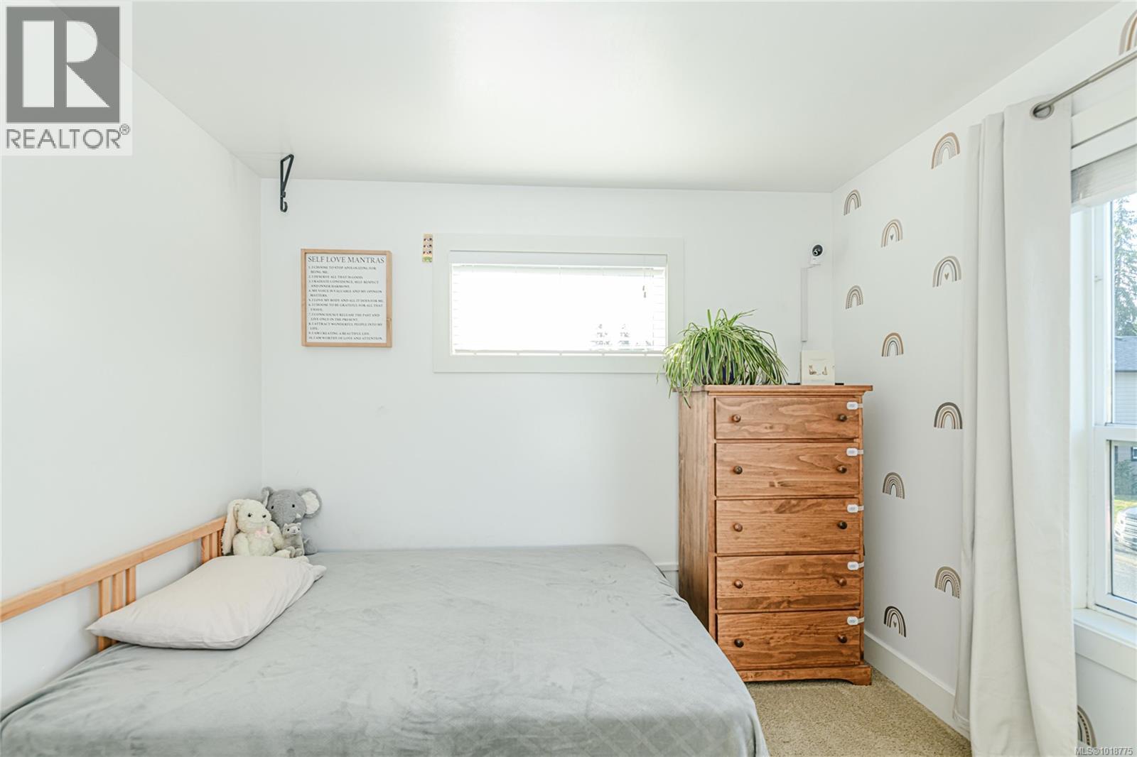 1043 Skylar Circle Property Photo 27