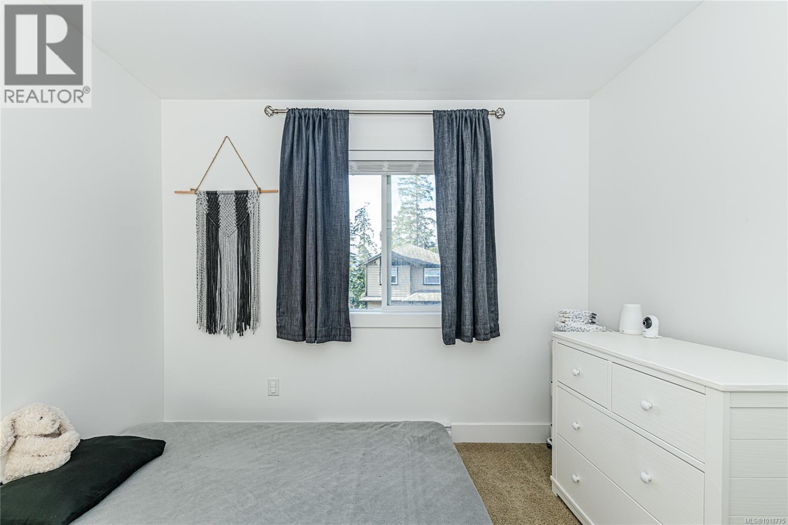 1043 Skylar Circle Property Photo 29